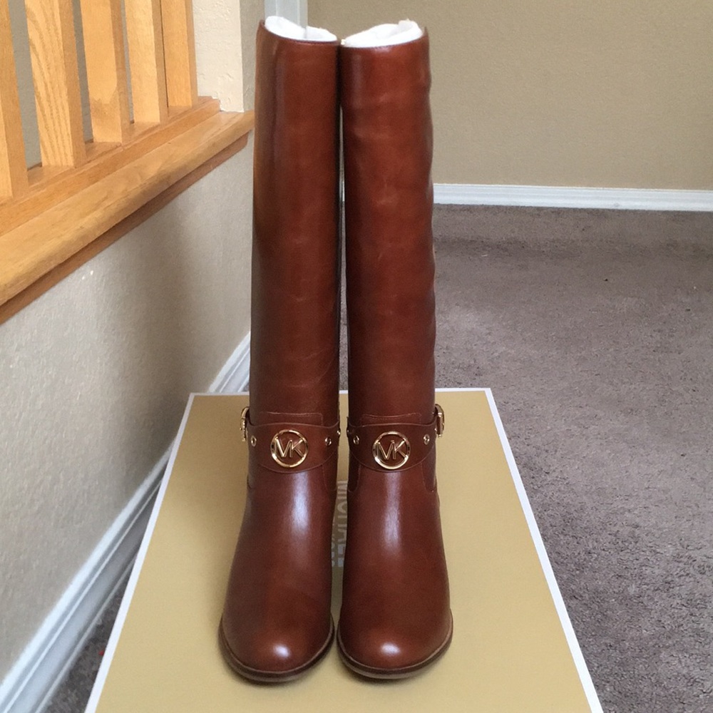 **SOLD**Michael Kors Heather Boot